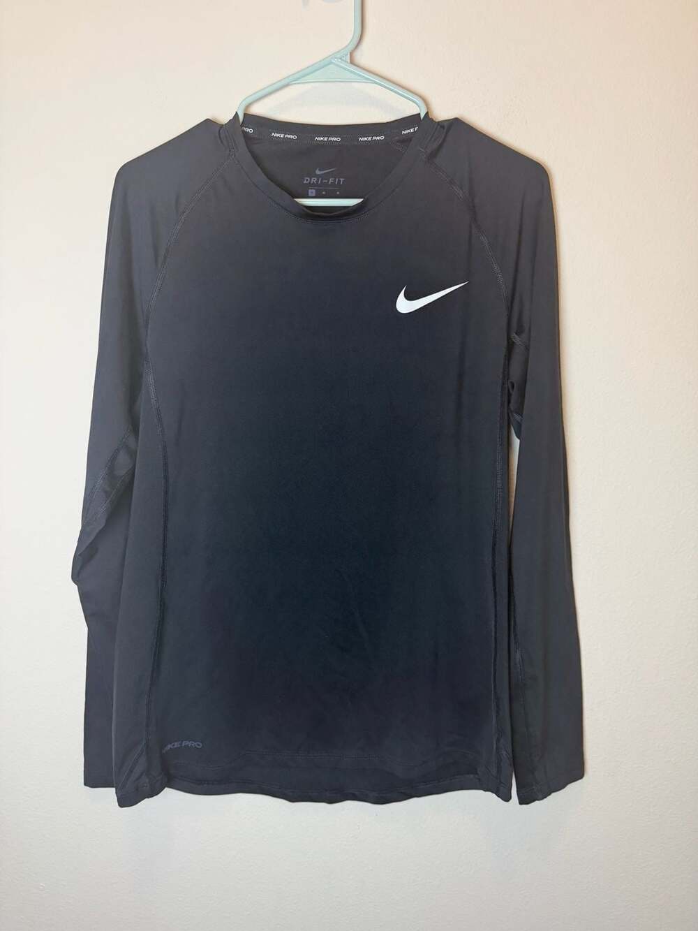 Nike Pro Dri-FIT Long Sleeve Shirt Size M Black Training Top
